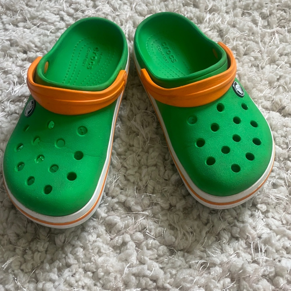 Crocs